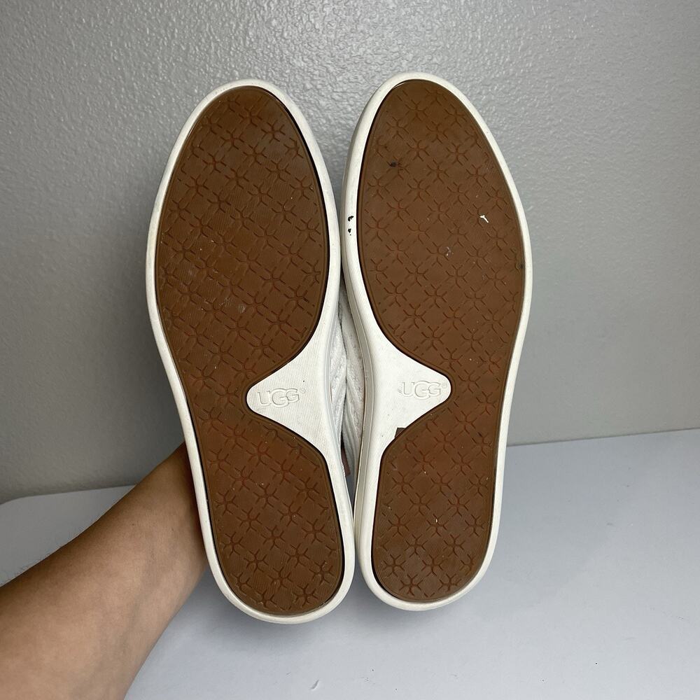 UGG Shoes 7.5 Womens White Sammy Chevron Slip On Sneaker Loafer Casual 1102560 - Picture 7 of 10